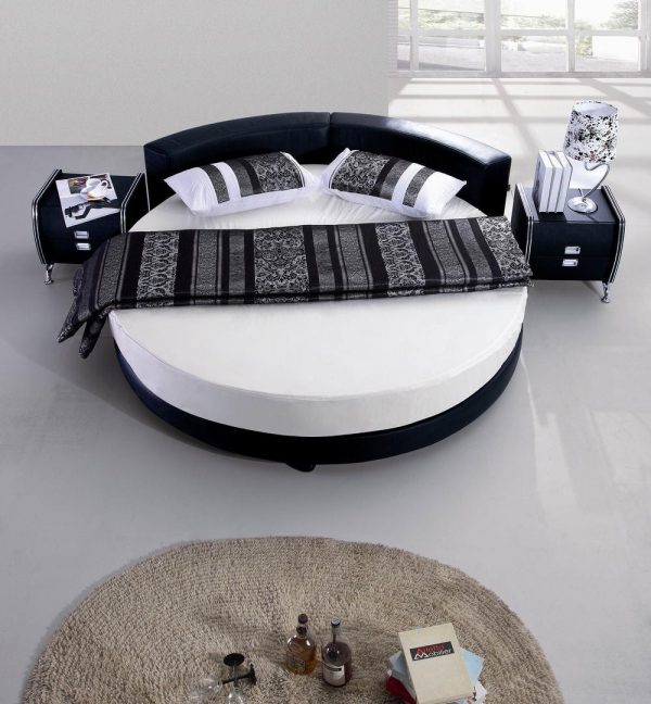 Giường ngủ hiện đại, đơn giản với gam màu trắng đen